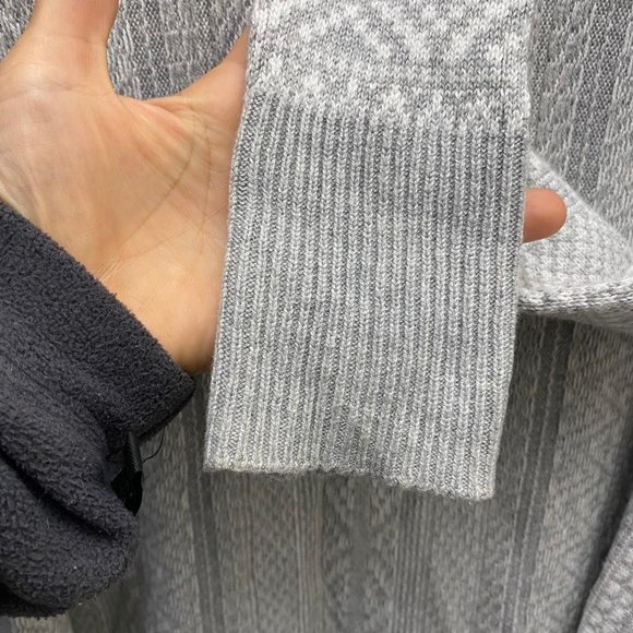 RW & CO | Grey Long Sleeve Cardigan - Picture 8 of 16